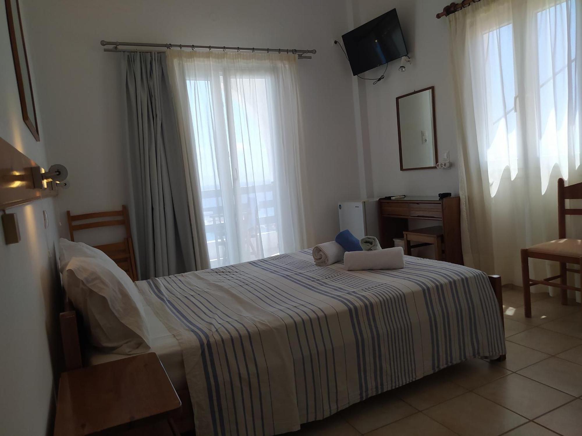 Corali Hotel Piso Livadi Luaran gambar